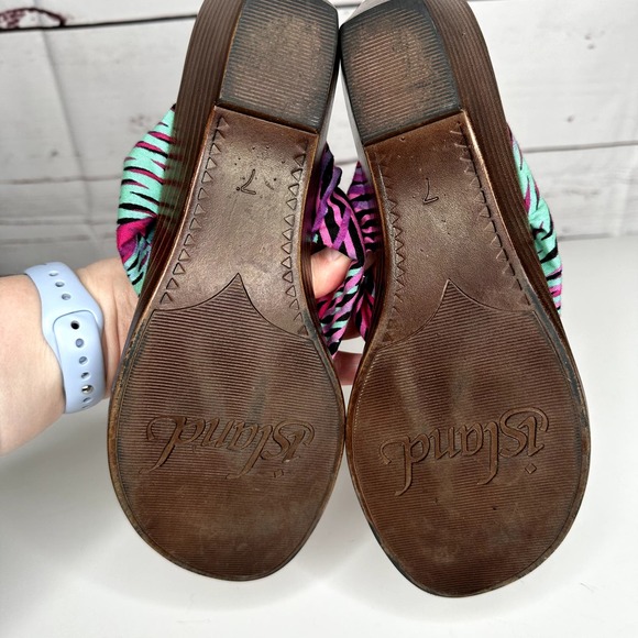 Island Slipper | Farbric Thong Sandal Size 7 Golden Girl Chic | Made in Hawaii - Picture 6 of 9